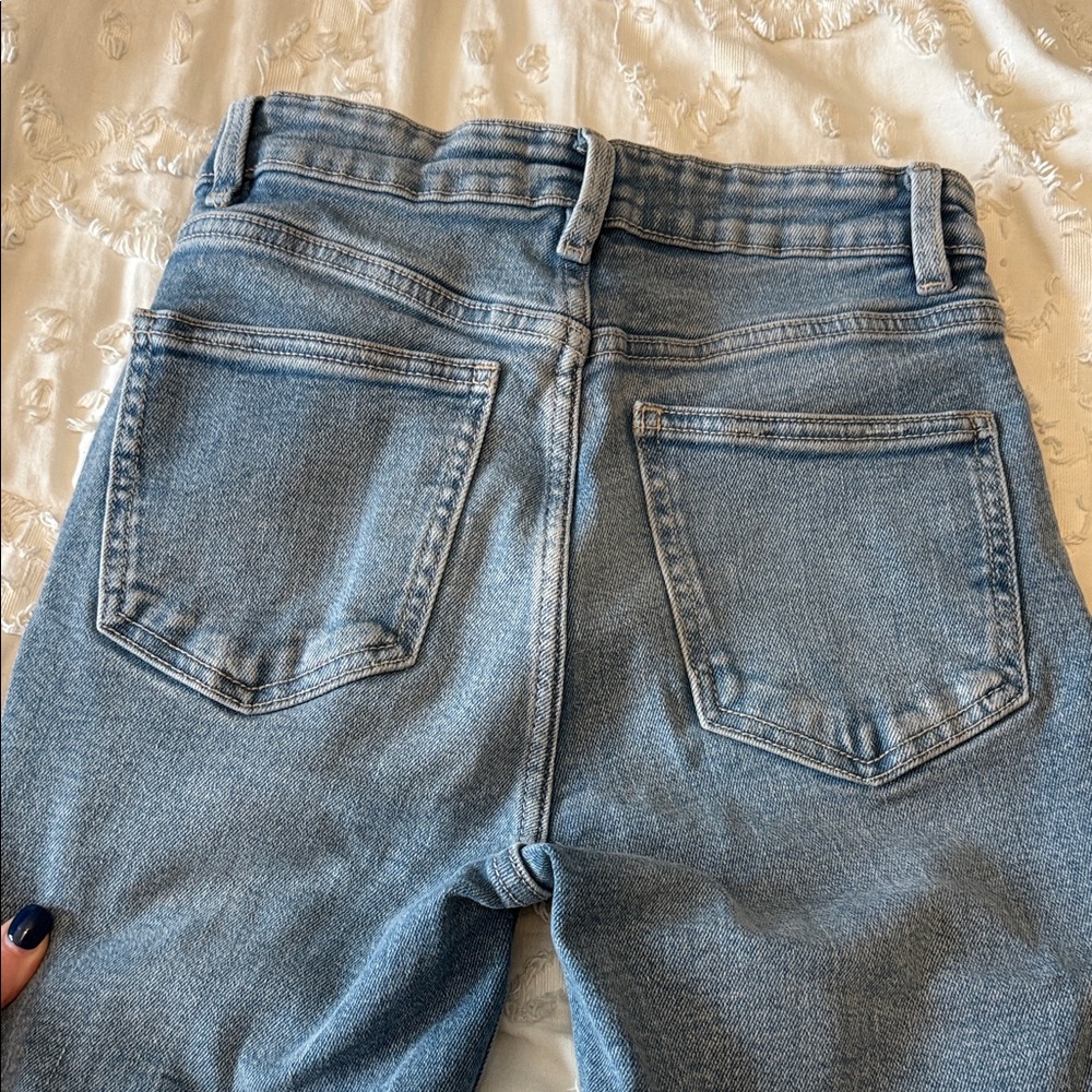 Zara High Rise Light Blue Jeans - Picture 5 of 5